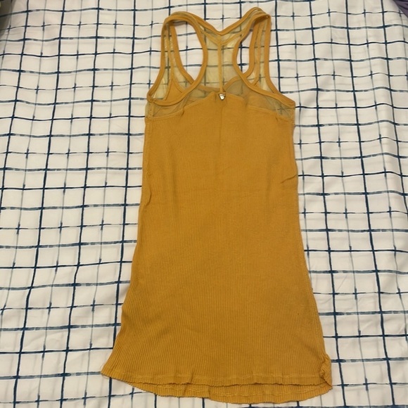 🔥2/$15 Guess Ribbed Racerback Tank Top - Picture 7 of 13